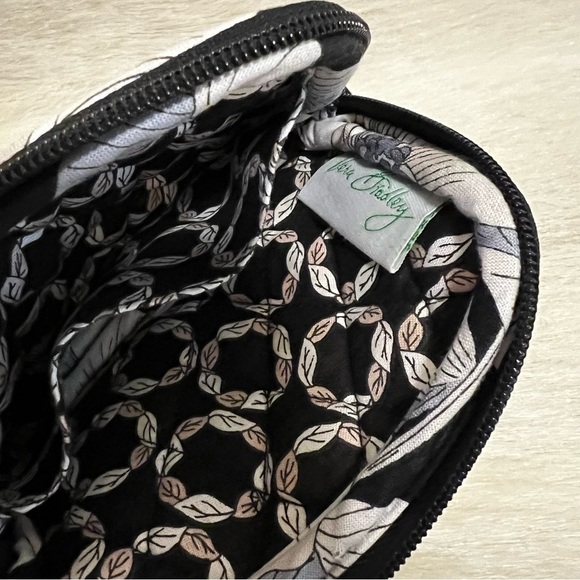 VERA BRADLEY Camilla 2012 Tech Case Wristlet Phone Coin ID Black Lipstick Case - Picture 6 of 7